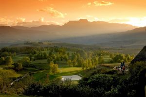 sunset-over-drakensberg-champagne